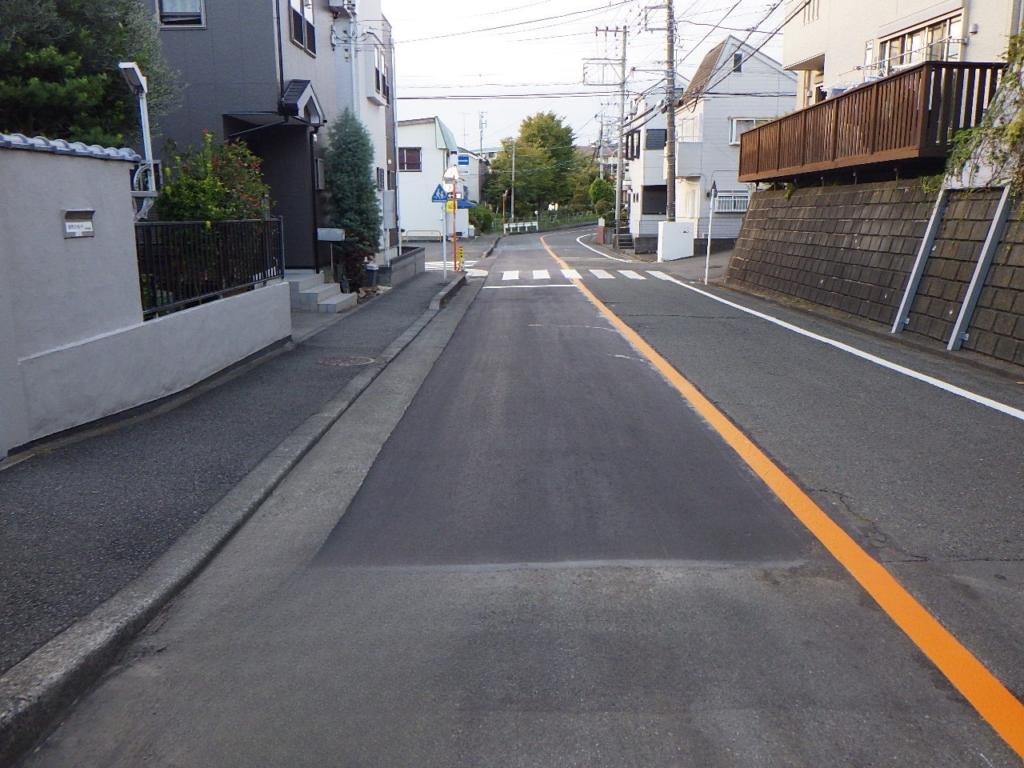 藤沢市　渡内村岡線道路舗装修繕